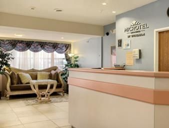 Hotel Microtel & By Wyndham Kansas Airport 2*