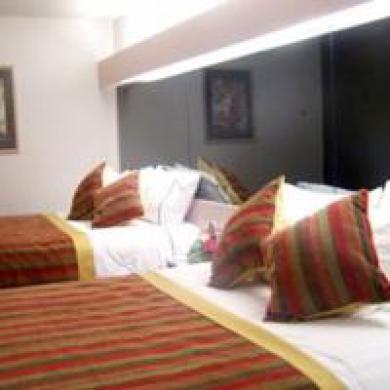 Hotel Microtel & By Wyndham Kansas Airport